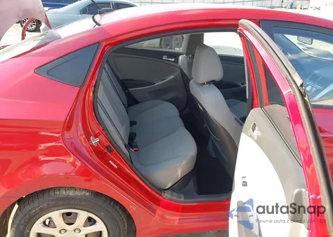 2013 Hyundai Accent Gls z USA, uszkodzony, nr VIN KMHCT4AE8DU571400